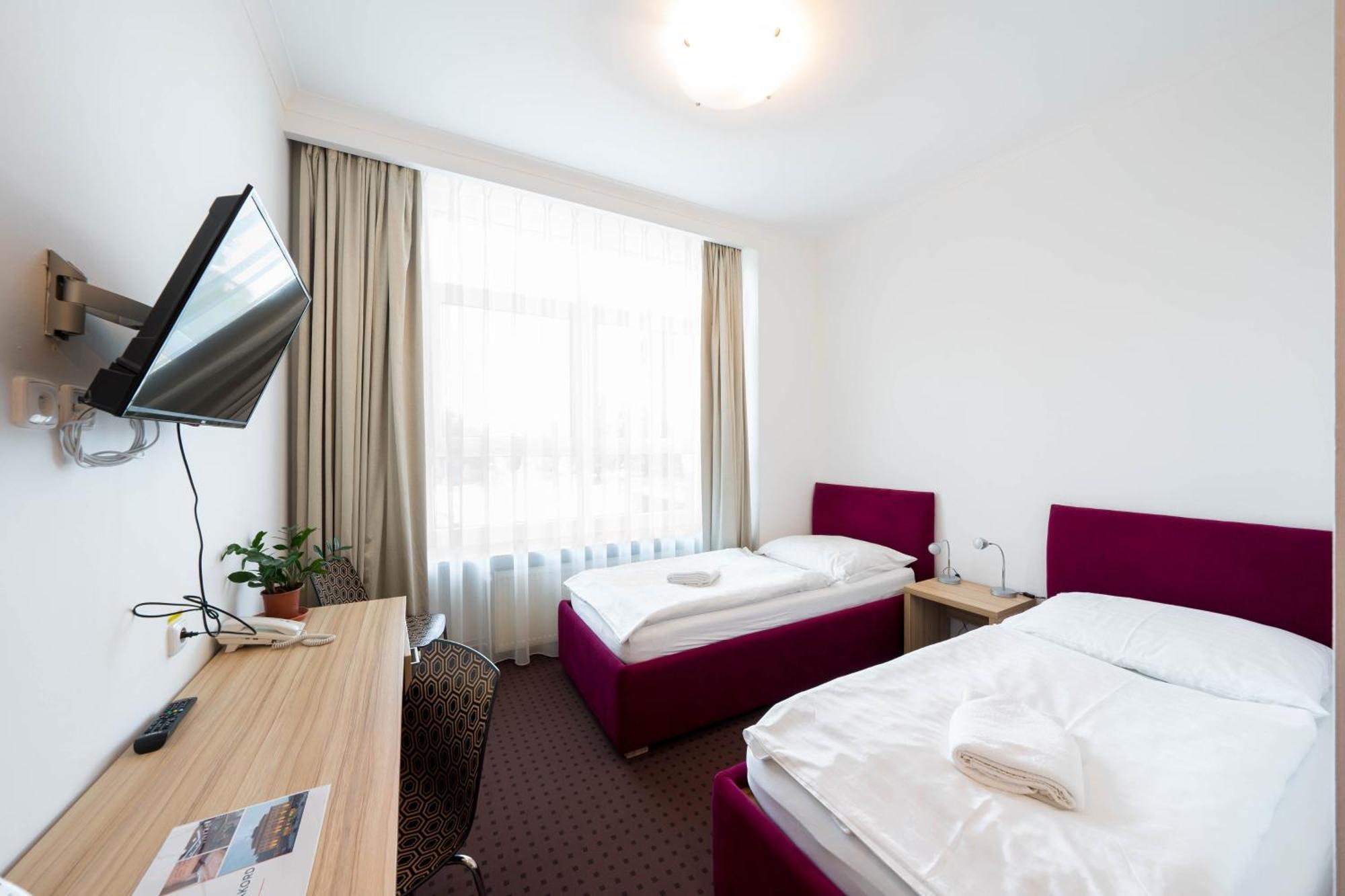 Mini Hotel Akord オストラヴァ エクステリア 写真