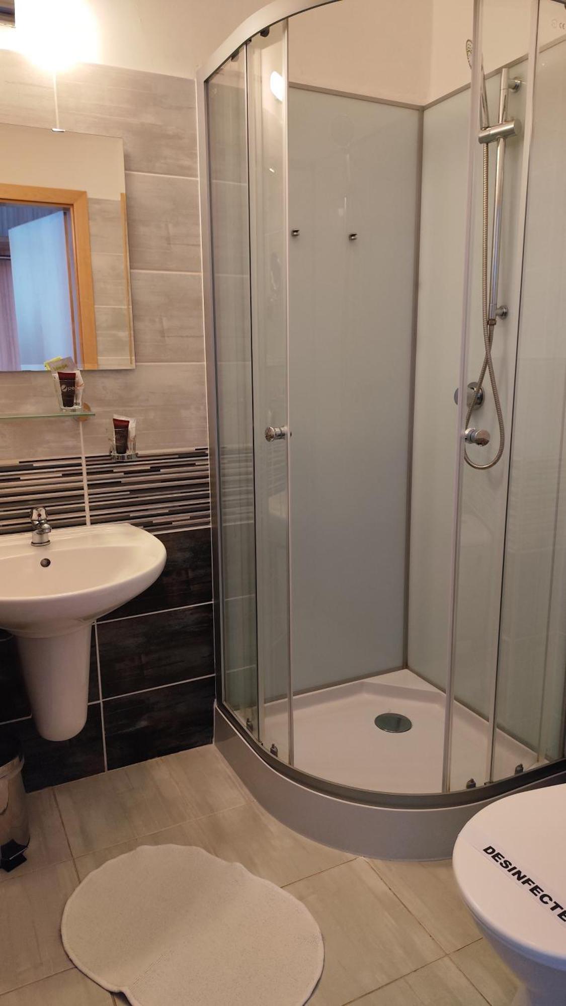Mini Hotel Akord オストラヴァ エクステリア 写真