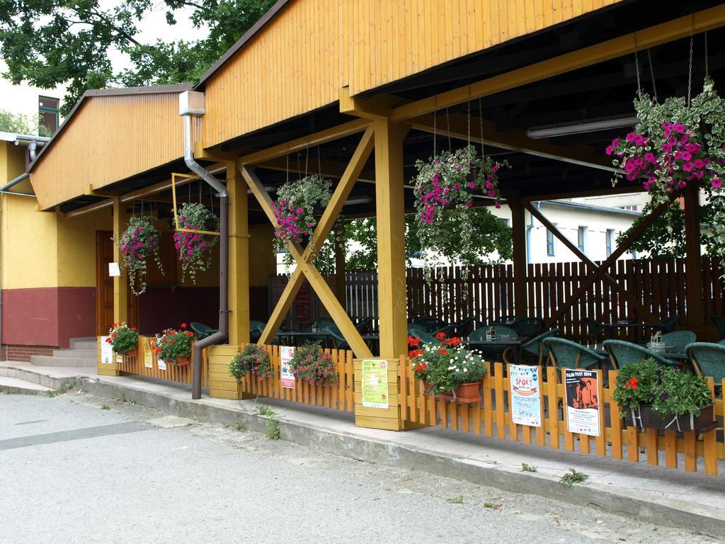 Mini Hotel Akord オストラヴァ エクステリア 写真