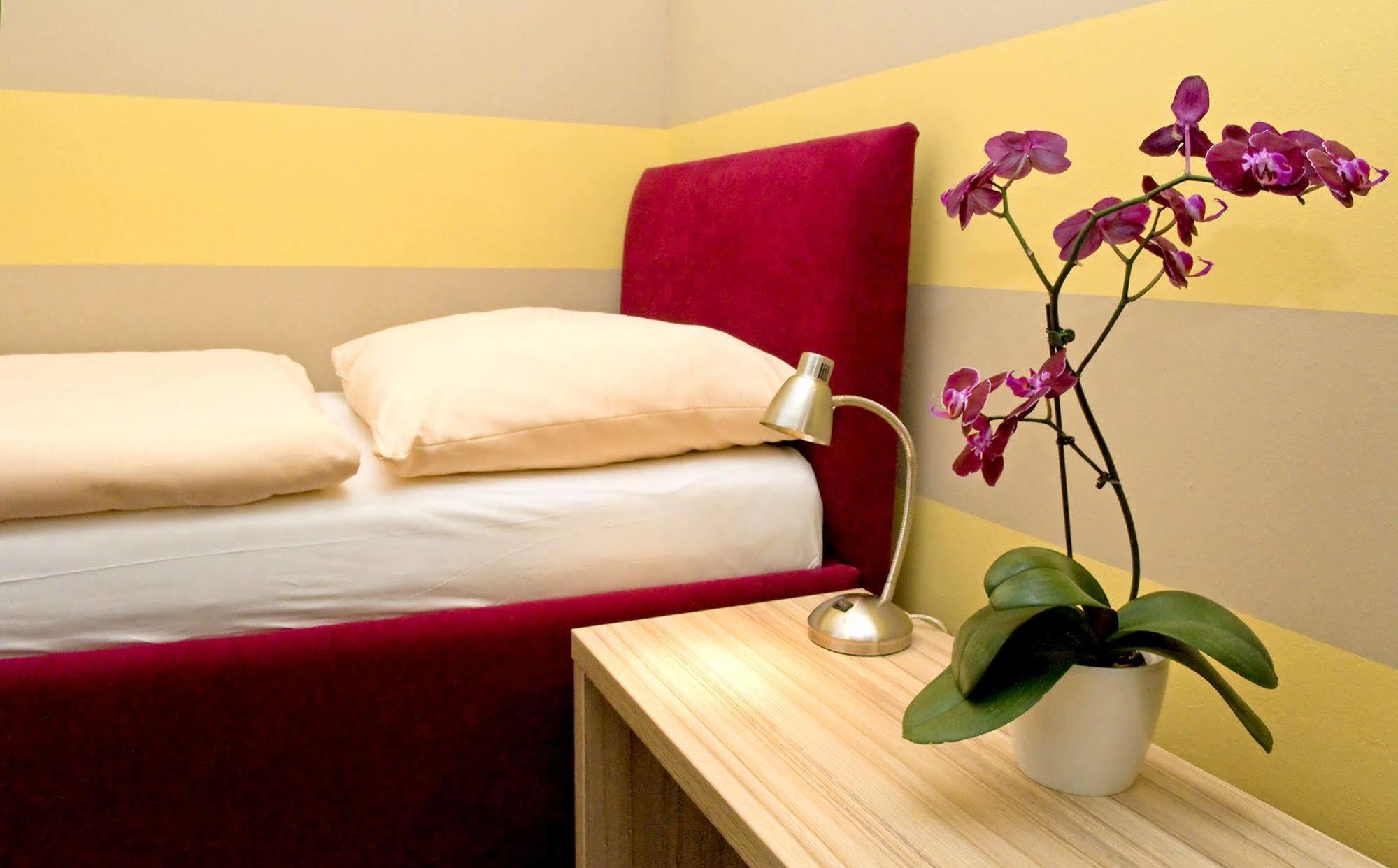 Mini Hotel Akord オストラヴァ エクステリア 写真