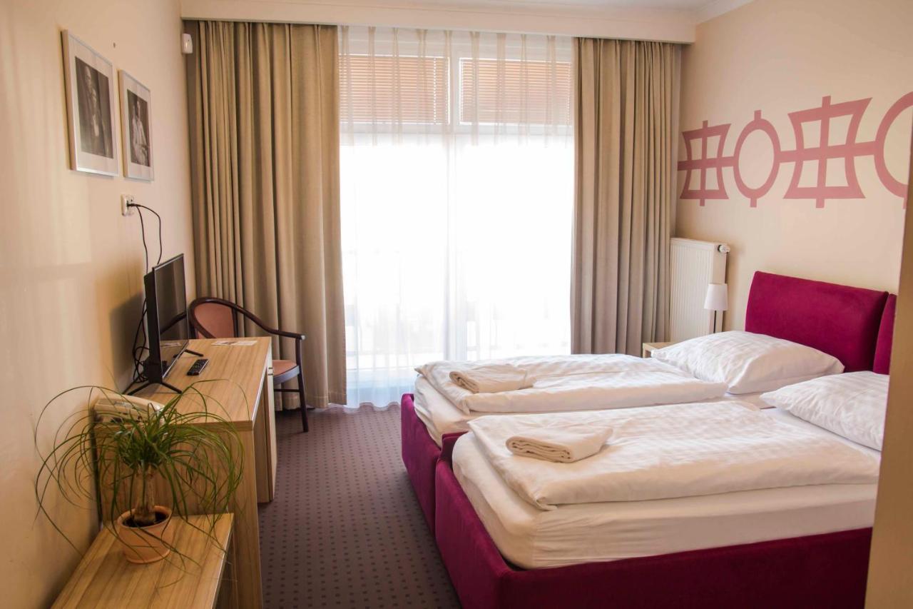 Mini Hotel Akord オストラヴァ エクステリア 写真